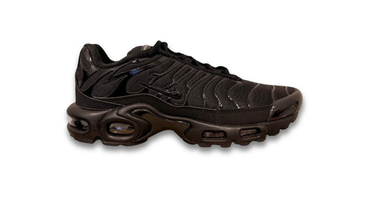 NIKE TN AIR MAX PLUS X SUPREME - NOIR